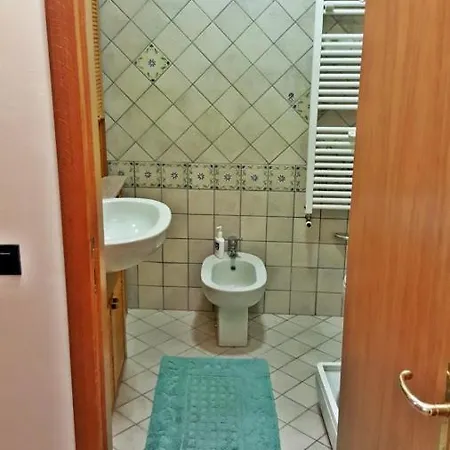 Apartment La Casetta De La Rocca